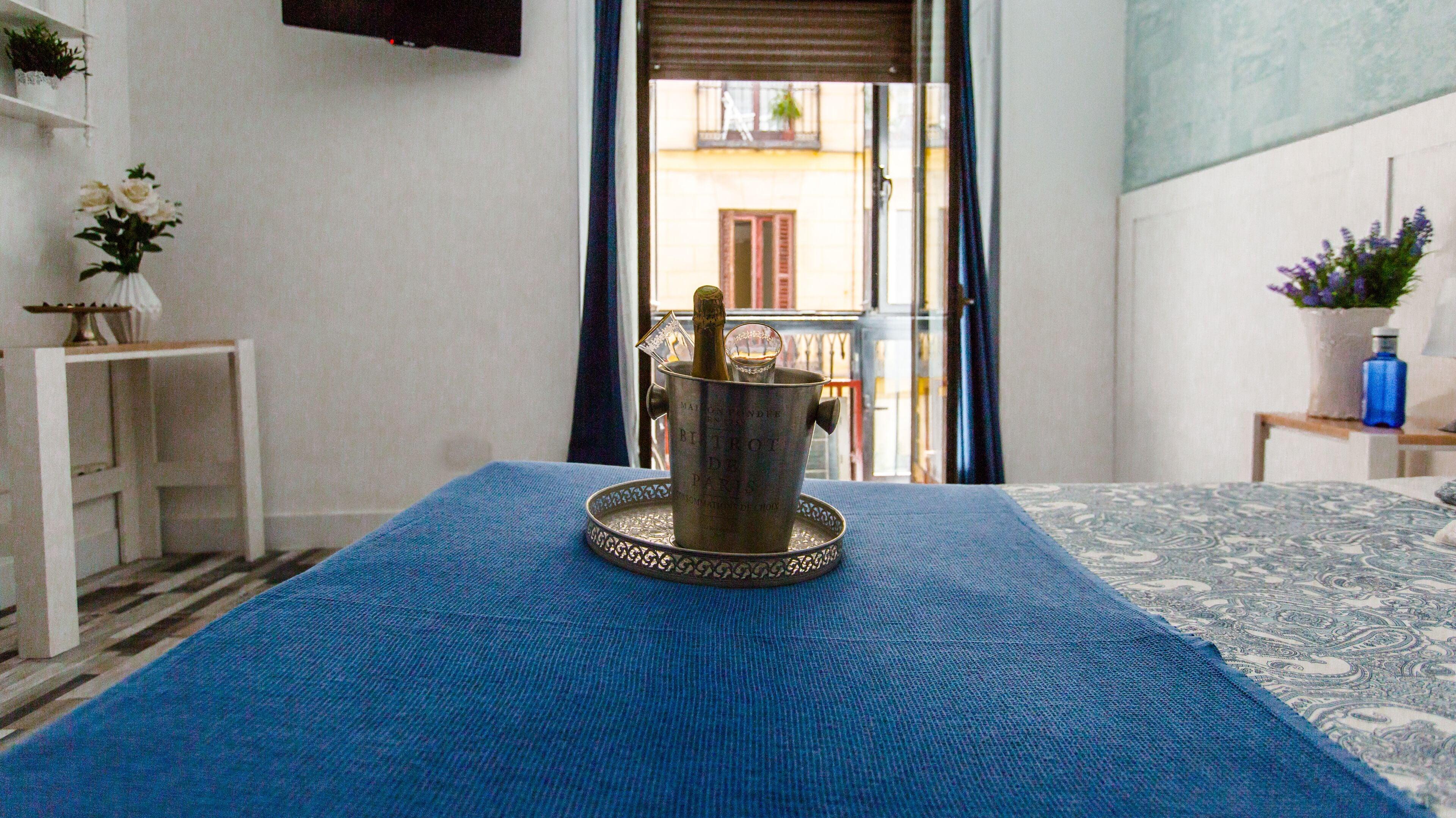 Hostal Adeco - Madrid — Fotos 3
